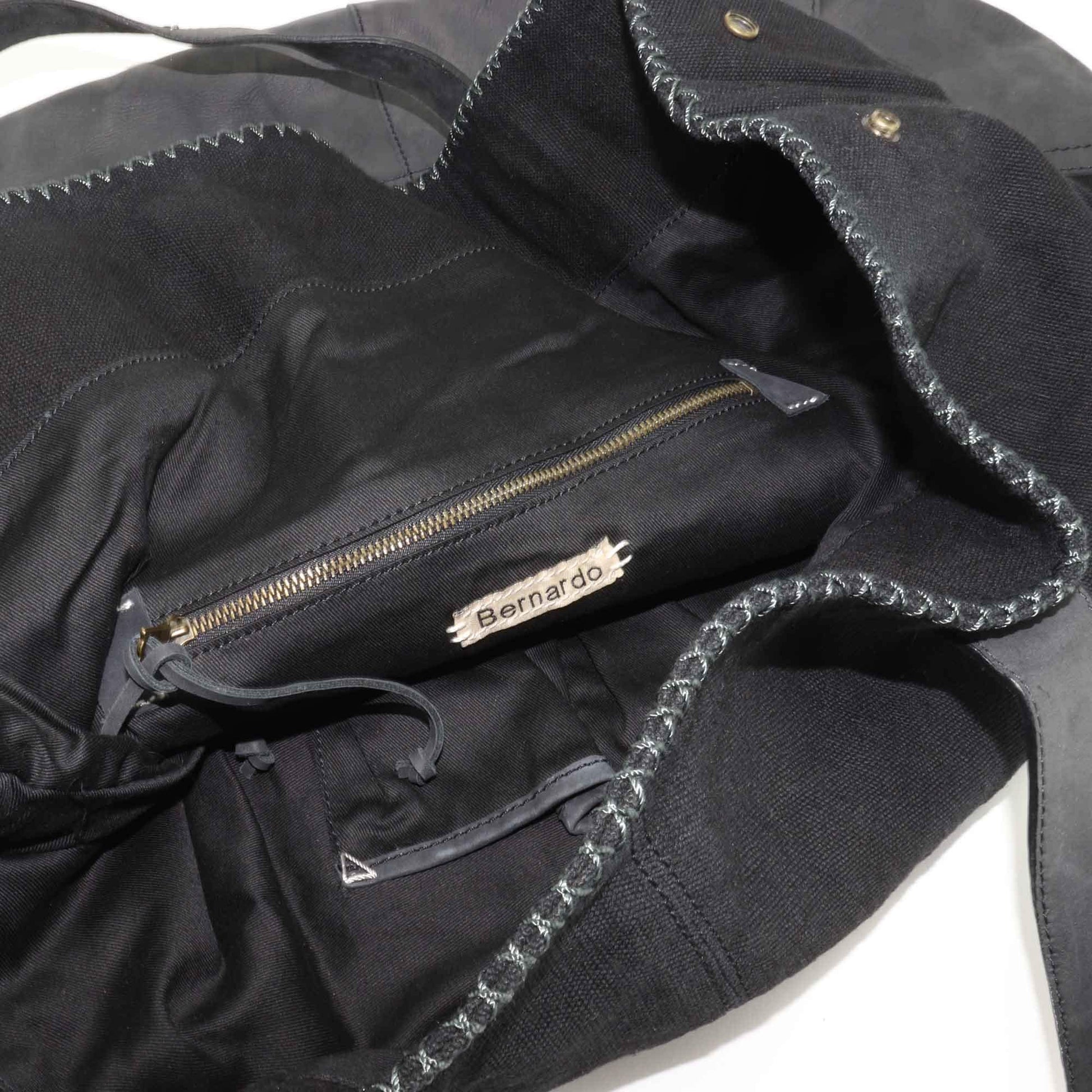 SOUTH HOUS EXCLUSIVE Bernardo Hemp Leather Oversized Tote Bag Black LIMITED EDITION Interior Shot